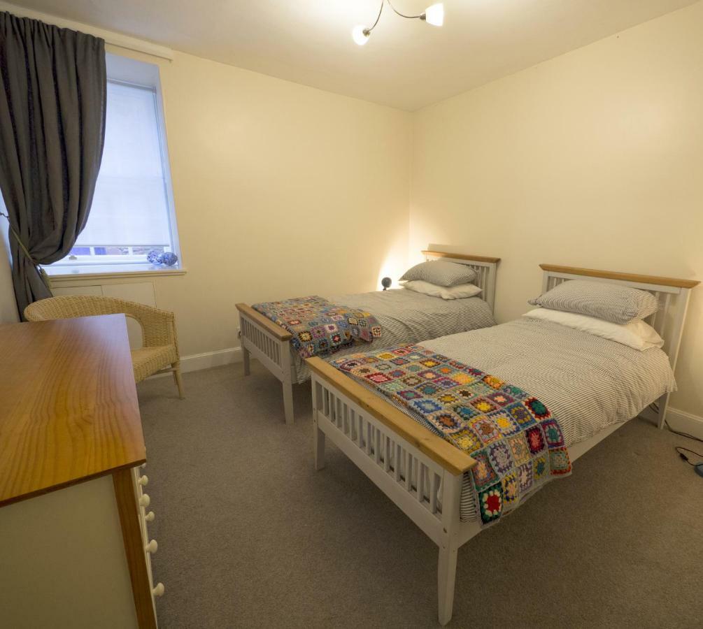 The Gallery Flat, 4 Tannage Brae Kirriemuir Bagian luar foto